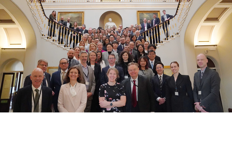 Directora de Presupuestos presentó en reunión anual del Comité de Altos Oficiales de Presupuesto de la OCDE