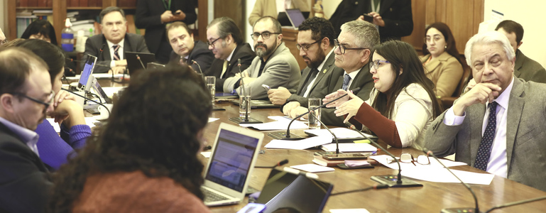 Comisión de Hacienda de la Cámara de Diputadas y Diputados aprueba proyecto que pone fin al CAE y crea un nuevo instrumento de financiamiento FES Comisión de Hacienda de la Cámara de Diputadas y Diputados aprueba proyecto que pone fin al CAE y crea un nuevo instrumento de financiamiento FES