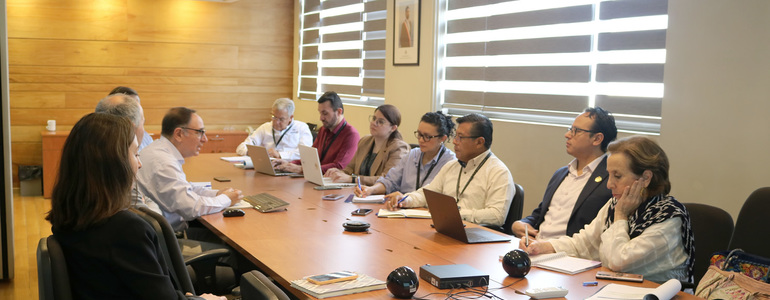 Delegación de Guatemala visita la Dipres para intercambio de experiencias sobre planificación, monitoreo y evaluación