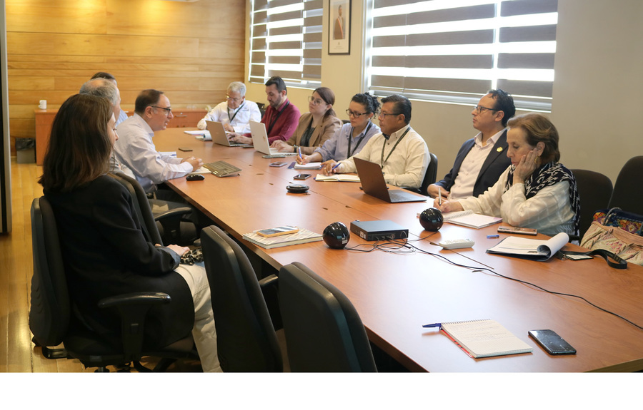 Delegación de Guatemala visita la Dipres para intercambio de experiencias sobre planificación, monitoreo y evaluación